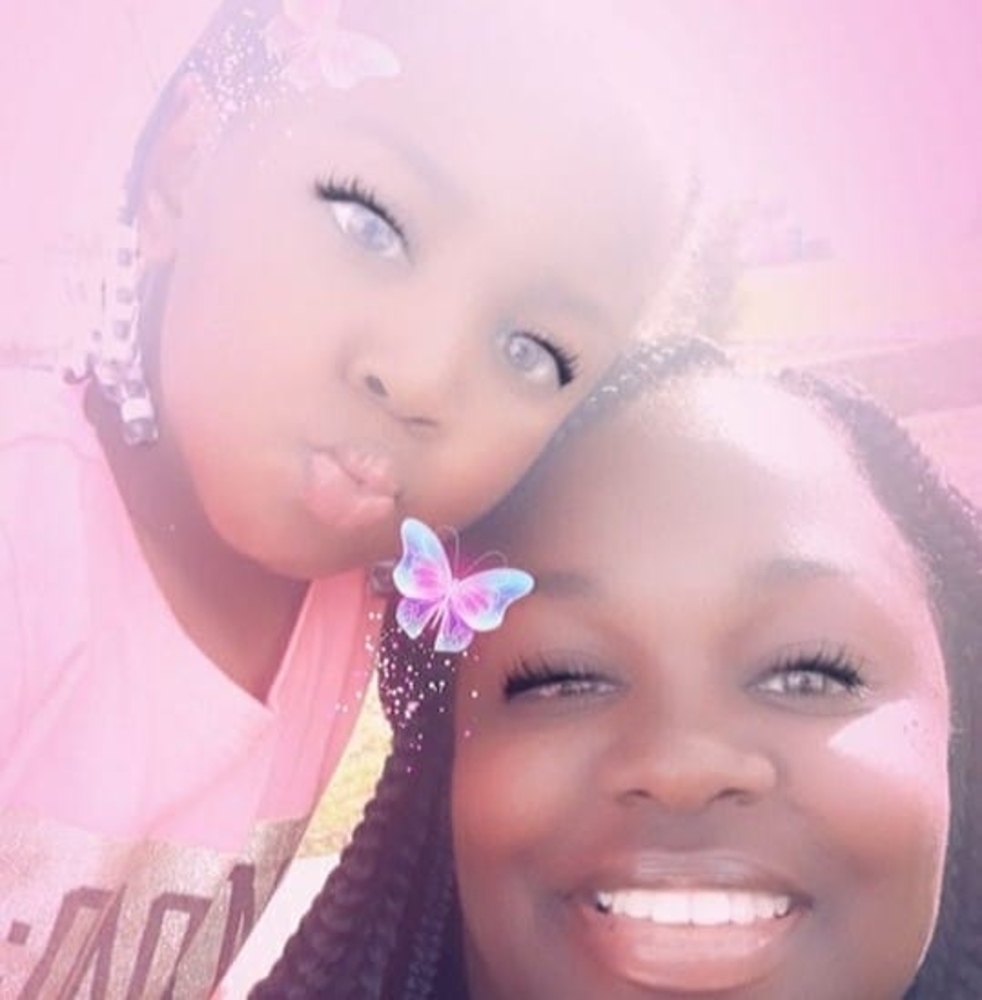 Meet your Posher, Kerri